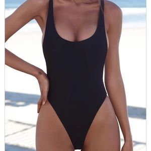 Bikinishe high leg black swimsuit
